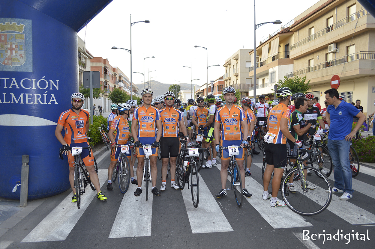 indomable club ciclista equipo salida 2015