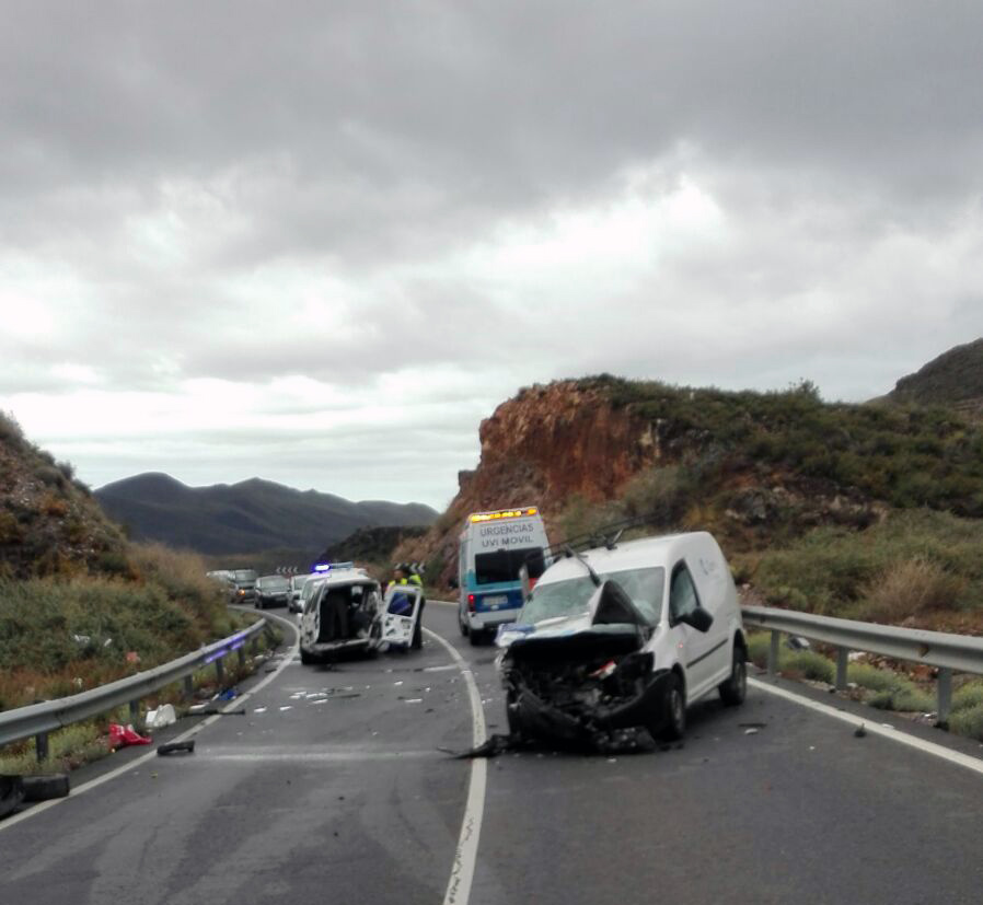 accidente a358 berja peñarrodada