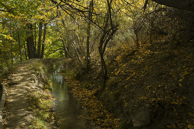 sendero del agua paterna