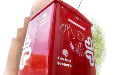 Donacion ropa Caritas Berja