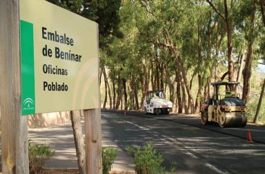 Asfaltado carretera de Beninar hacia Turon Berja
