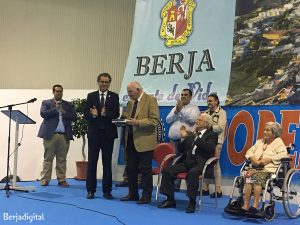 homenaje mayores expoberja