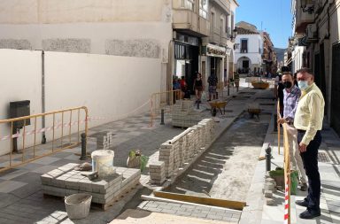 Obras adoquines calle Manuel Salmerón 2021