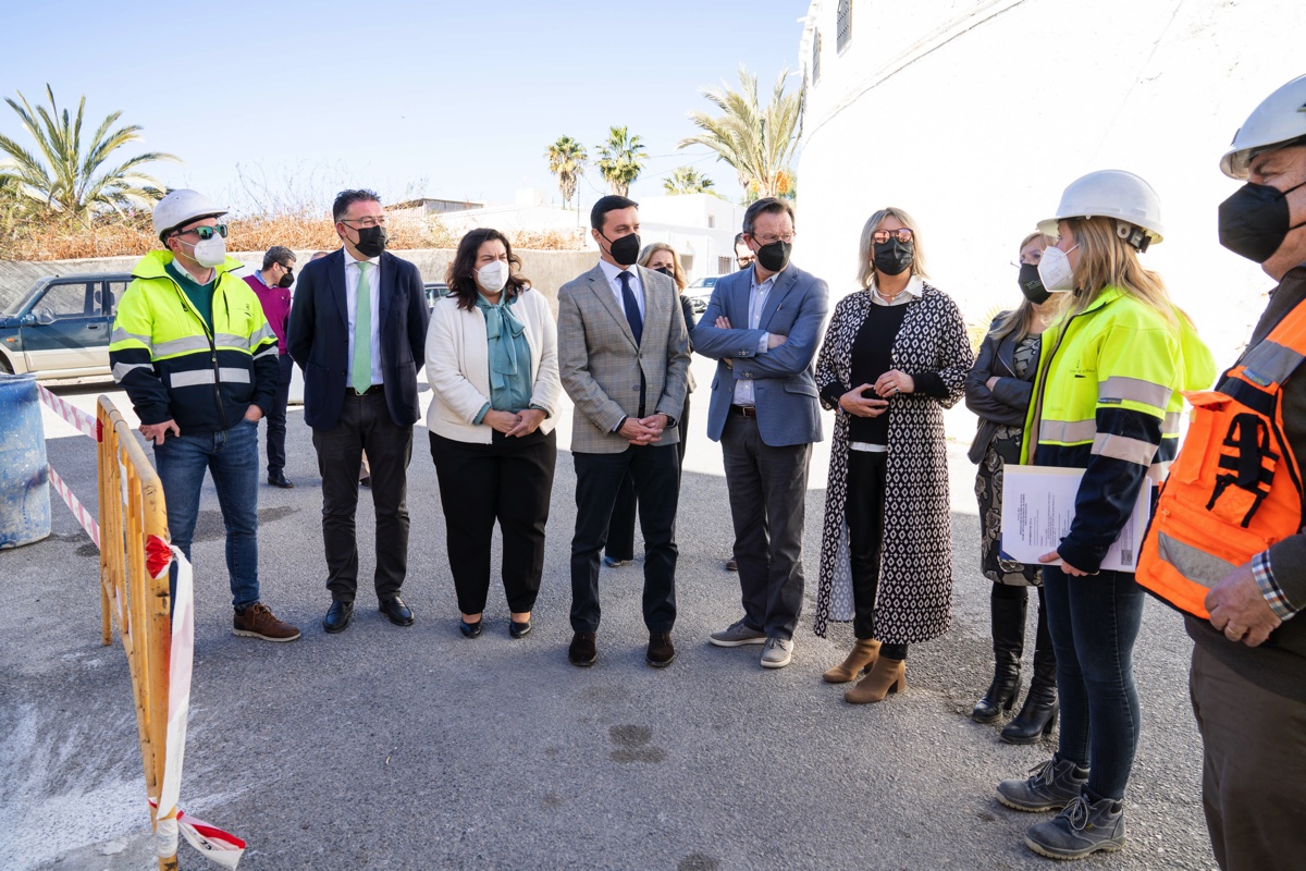 Avanzan las obras para convertir el antiguo matadero de Berja en un Vivero de Empresas a través del PFEA