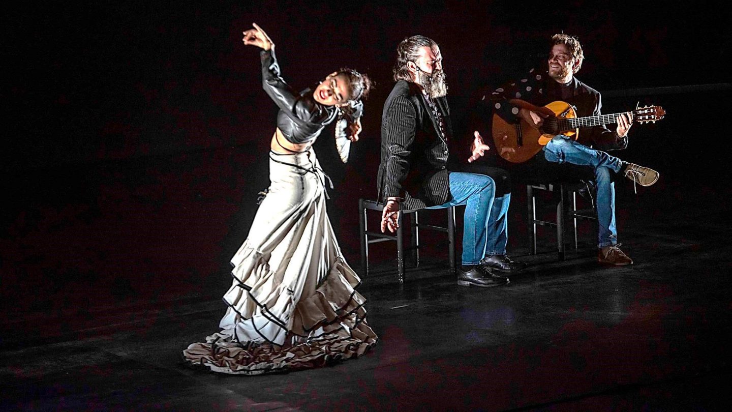 Anabel Veloso y su ‘Funky broken heels’ llega el viernes 11 de noviembre al Teatro de Berja