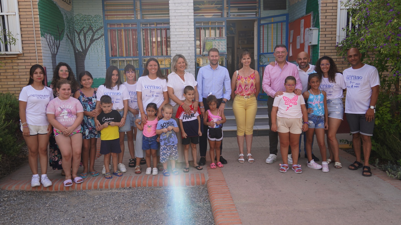 Una veintena de menores se benefician de la Escuela de Verano de la Junta en el colegio Barajas de Berja