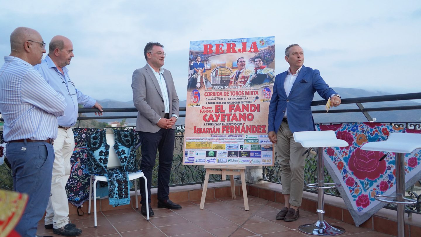 Berja tendrá una corrida mixta en la Feria 2023 con El Fandi, Cayetano y Sebastián Fernández