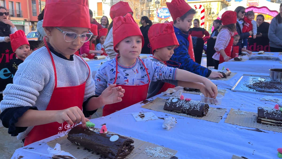 Berja finaliza los talleres de Navidad con más de trescientos participantes