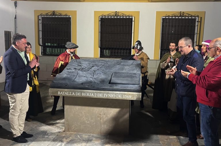 Inaugurado el relieve conmemorativo de la Batalla de Berja de 1569 junto al Molino del Perrillo