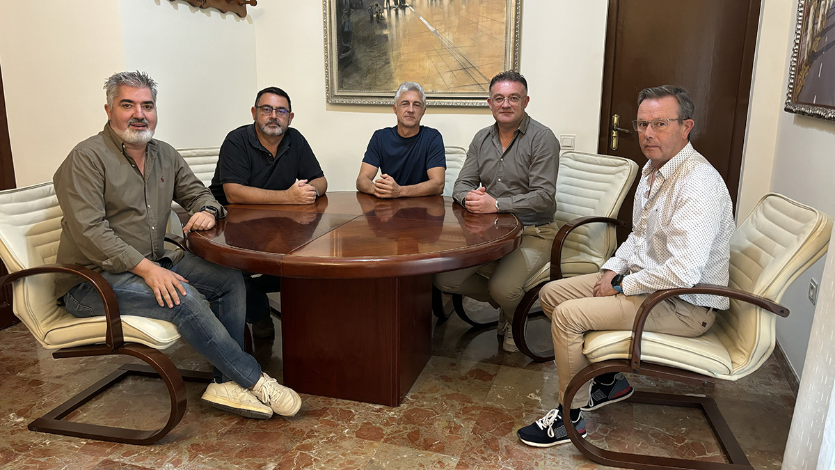 Reunión entre el alcalde de Berja y representantes del sindicato médico del Hospital de Poniente