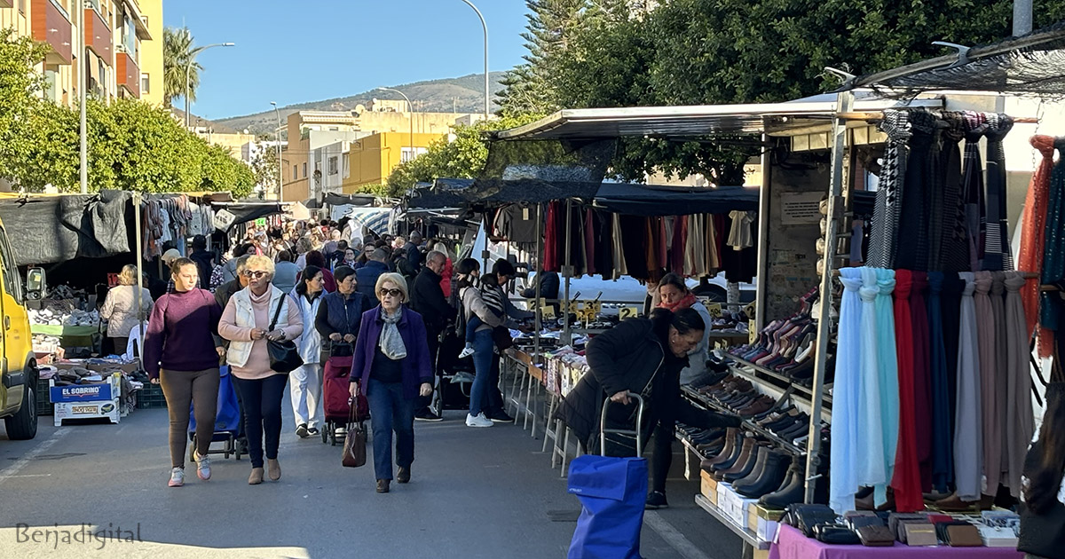 Berja publica el calendario del mercadillo quincenal para 2026