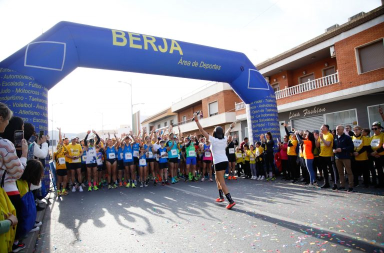 La IV Carrera Fuentes de Vida de Berja supera las 1.300 inscripciones en las últimas horas para conseguir la camiseta