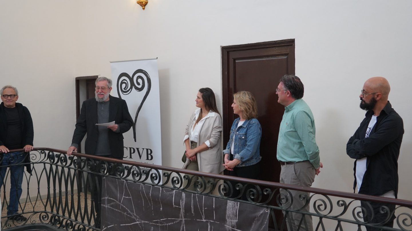 Gustavo Vega presenta su libro titulado 'Andalucía, poesía visual' este viernes en el Molino del Perrillo
