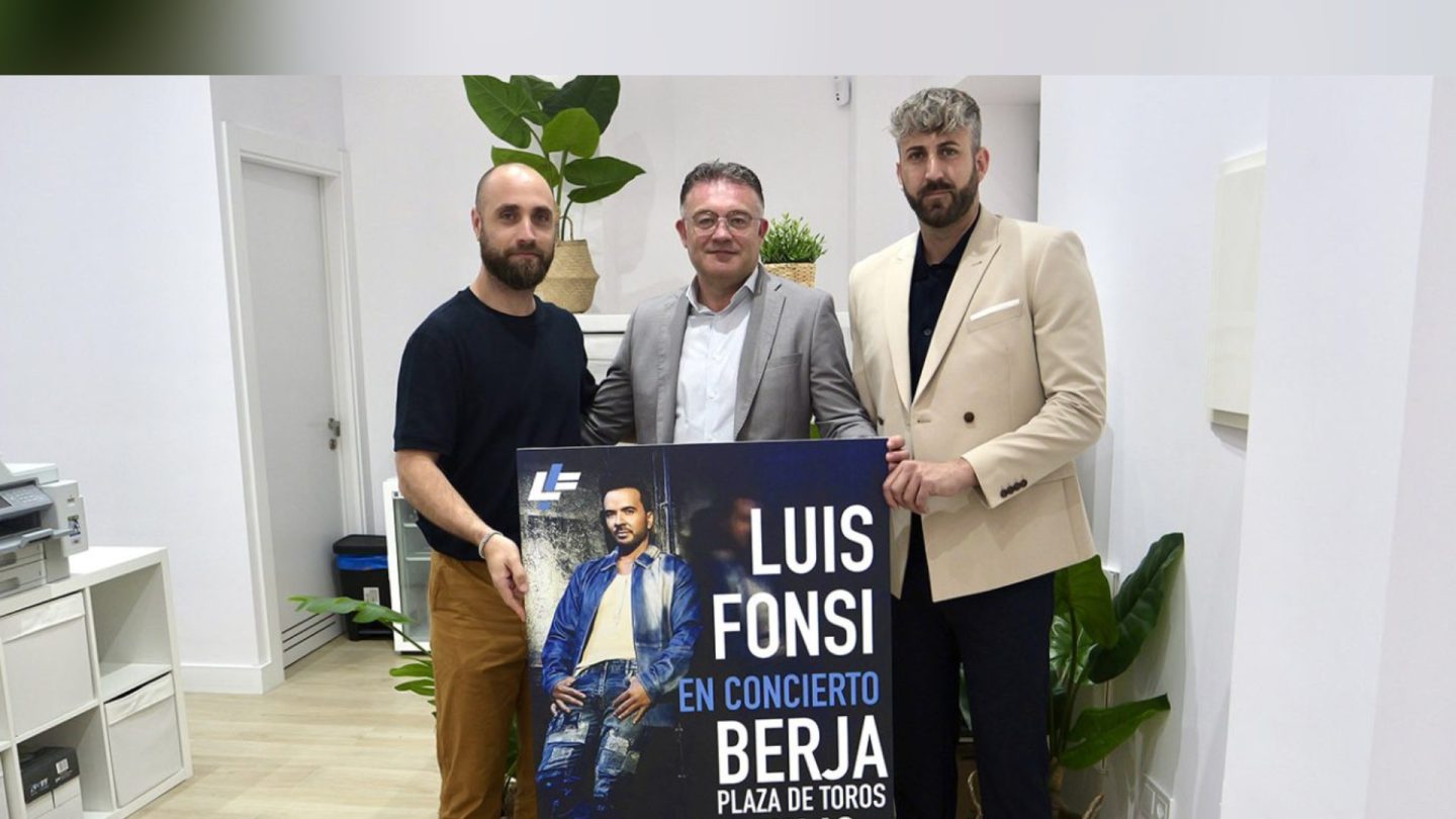 Luis Fonsi encenderá el verano en Berja con un concierto único en la plaza de toros