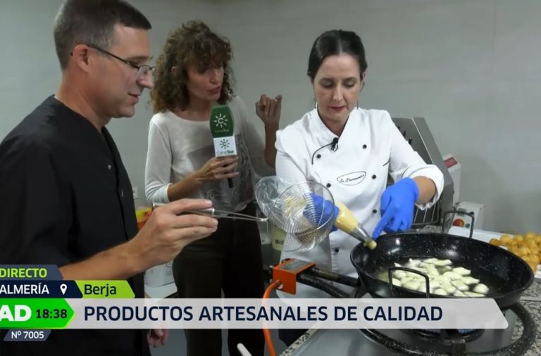 Los buñuelos rellenos de La Bombonera en Andalucía Directo