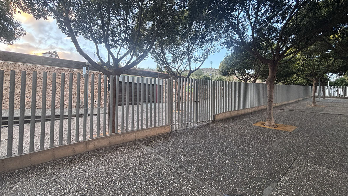 Berja cierra parques y limita pistas deportivas exteriores por el aviso naranja de la AEMET