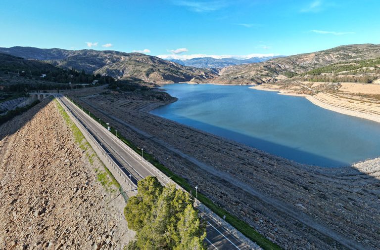 El pantano de Benínar mejora su situación hídrica respecto a enero de 2025