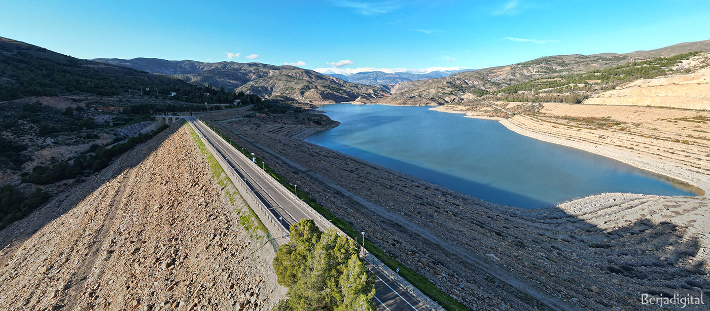 El pantano de Benínar mejora su situación hídrica respecto a enero de 2025