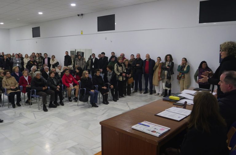 Aprobado por unanimidad nombrar a Antonio Campos como Hermano Honorario de la Virgen de Gádor